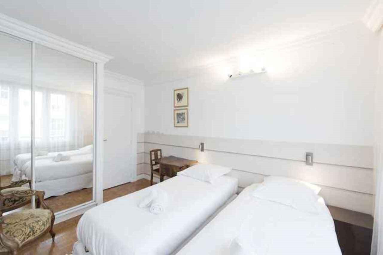 Veeve - Apartment Near Pont De Grenelle ปารีส ภายนอก รูปภาพ