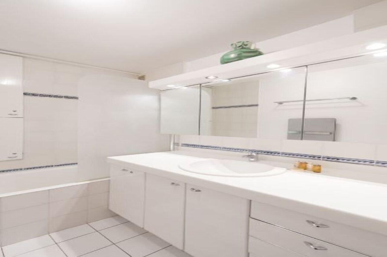 Veeve - Apartment Near Pont De Grenelle ปารีส ภายนอก รูปภาพ